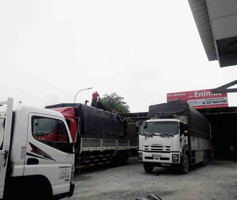 vận chuyển xe máy từ sài gòn ra đà nẵng