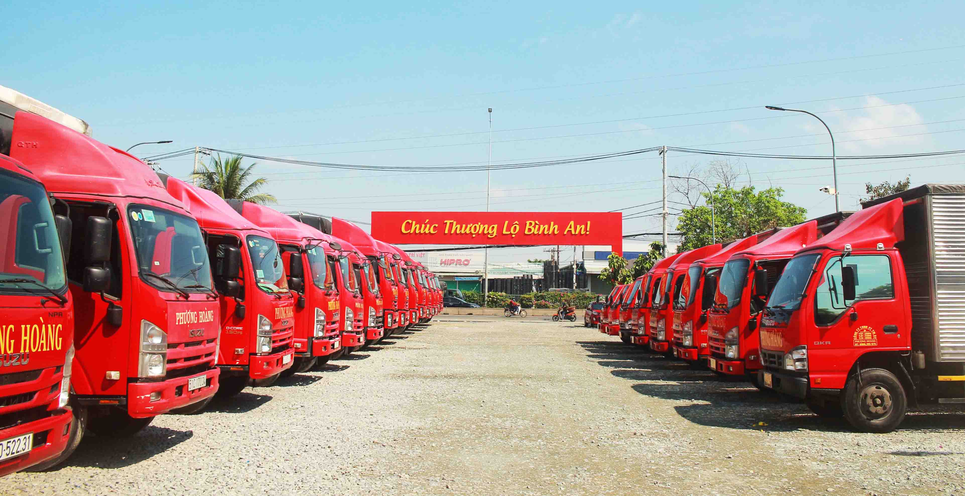 Phát hiện 15 người trong thùng xe đông lạnh để thông chốt ở Bình Thuận